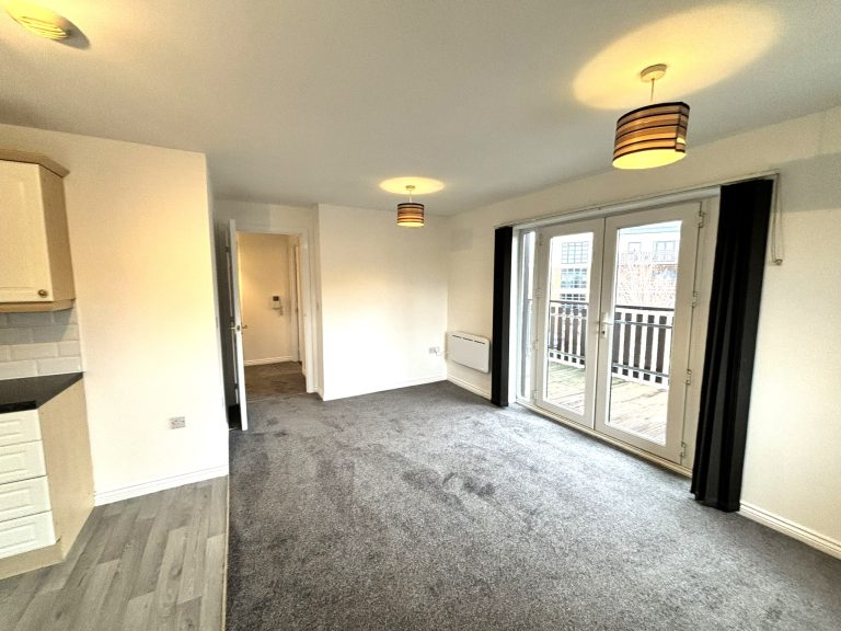 Canalside, Radcliffe, M26