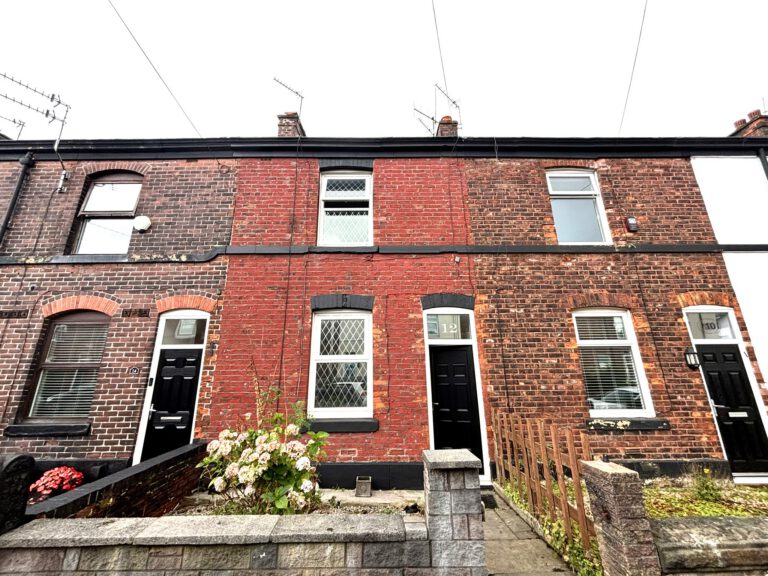 Ducie Street, Whitefield, M45