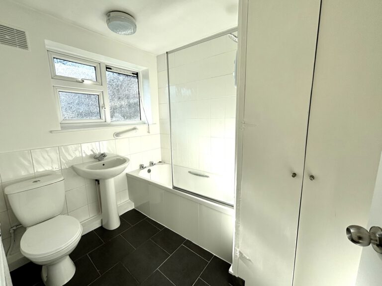 Allen Street, Radcliffe, M26