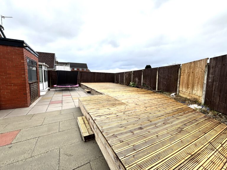 Pitt Street, Radcliffe, M26