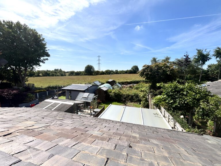 Ringley Road West, Radcliffe, M26