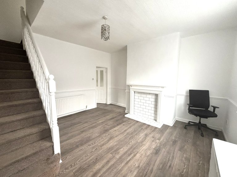 Ainsworth Road, Radcliffe, M26