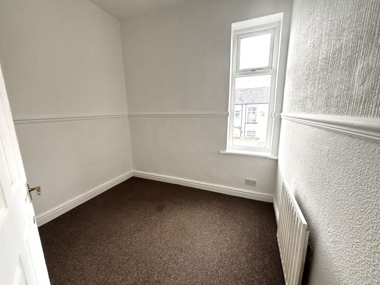 Ainsworth Road, Radcliffe, M26