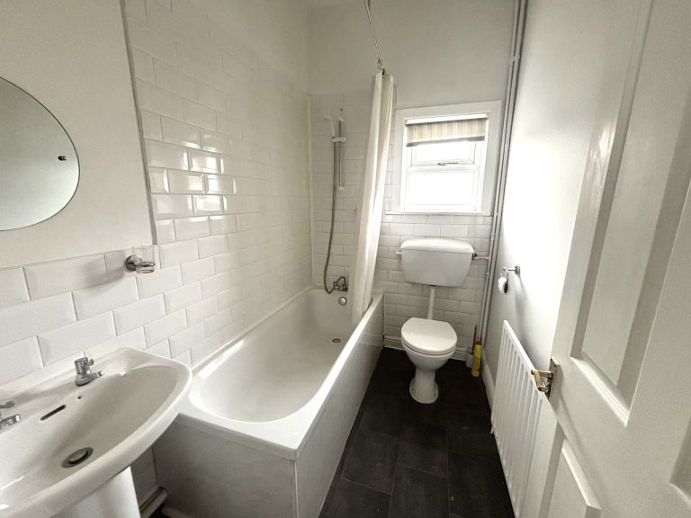 Ainsworth Road, Radcliffe, M26