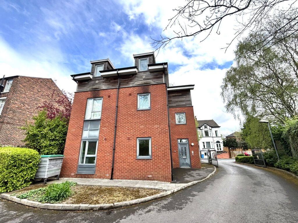 Dukes Court, 79 Wellington Road, M30