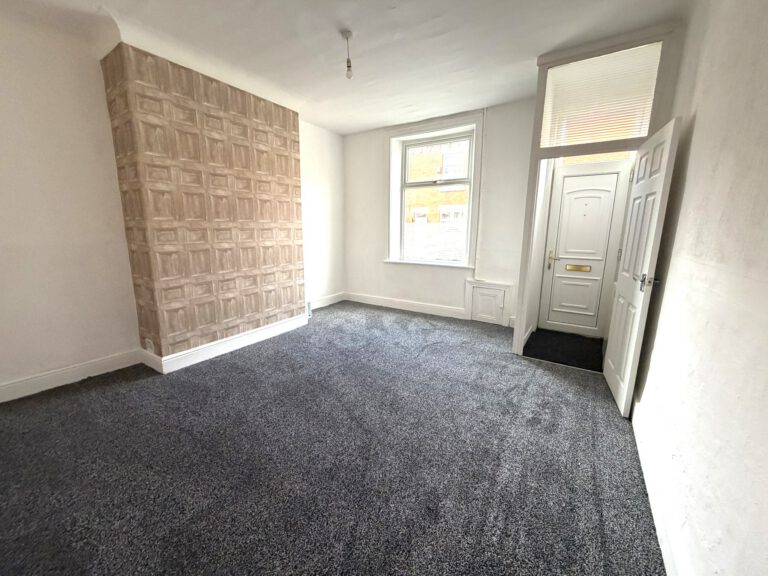 Forest Street, Oldham, OL8